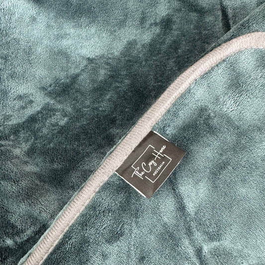 Medium Waterproof Blanket - Deep Teal