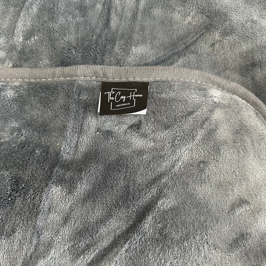 Medium Waterproof Blanket - Stormy Grey