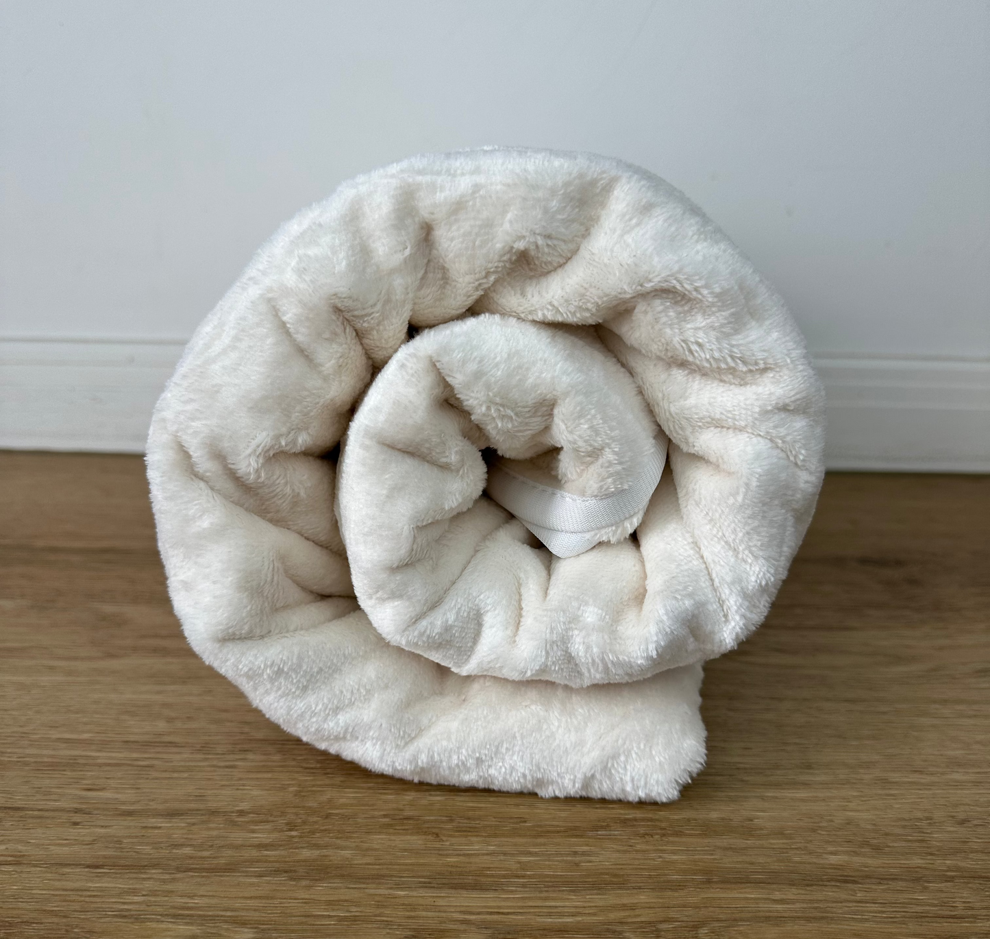 Medium Waterproof Blanket - Marshmallow